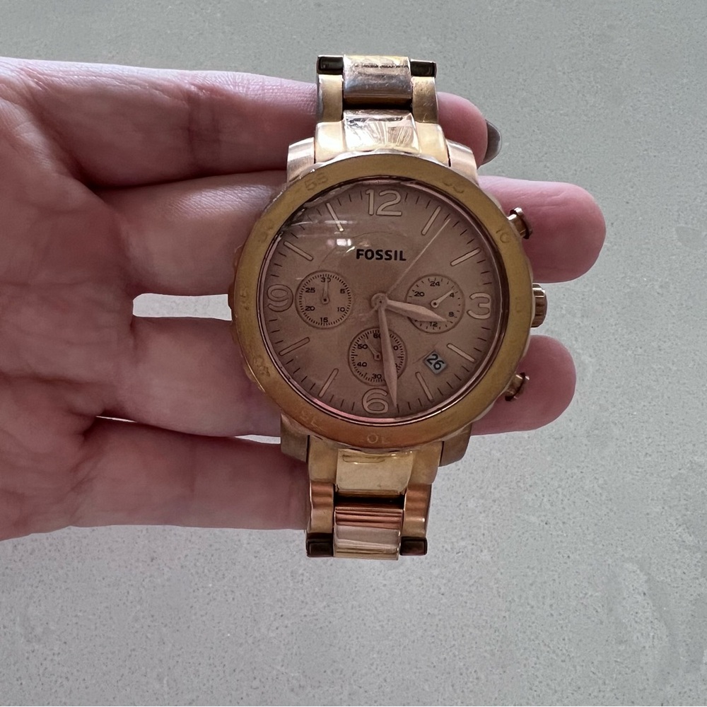 Fossil watch